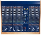 TL AUDIO M4/32 32路电子管调音台(带支架)