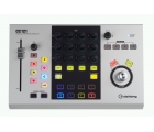 Steinberg CC121 紧凑式音频工作站控制台