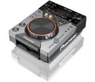 Pioneer 先锋 CDJ-400 唱盘机